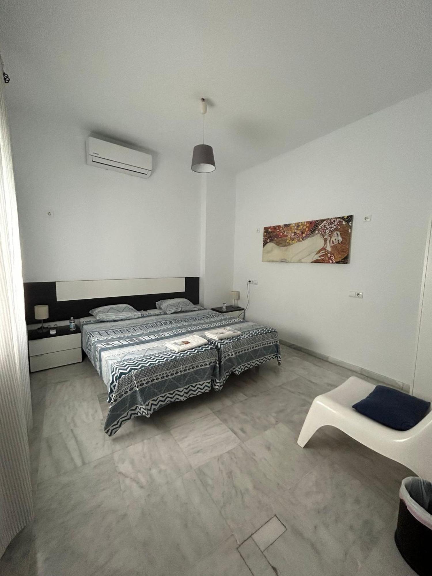 The Spot Guest house 2*